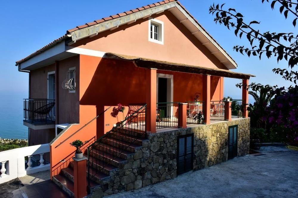 Agriturismo Un Mare Di Fiori