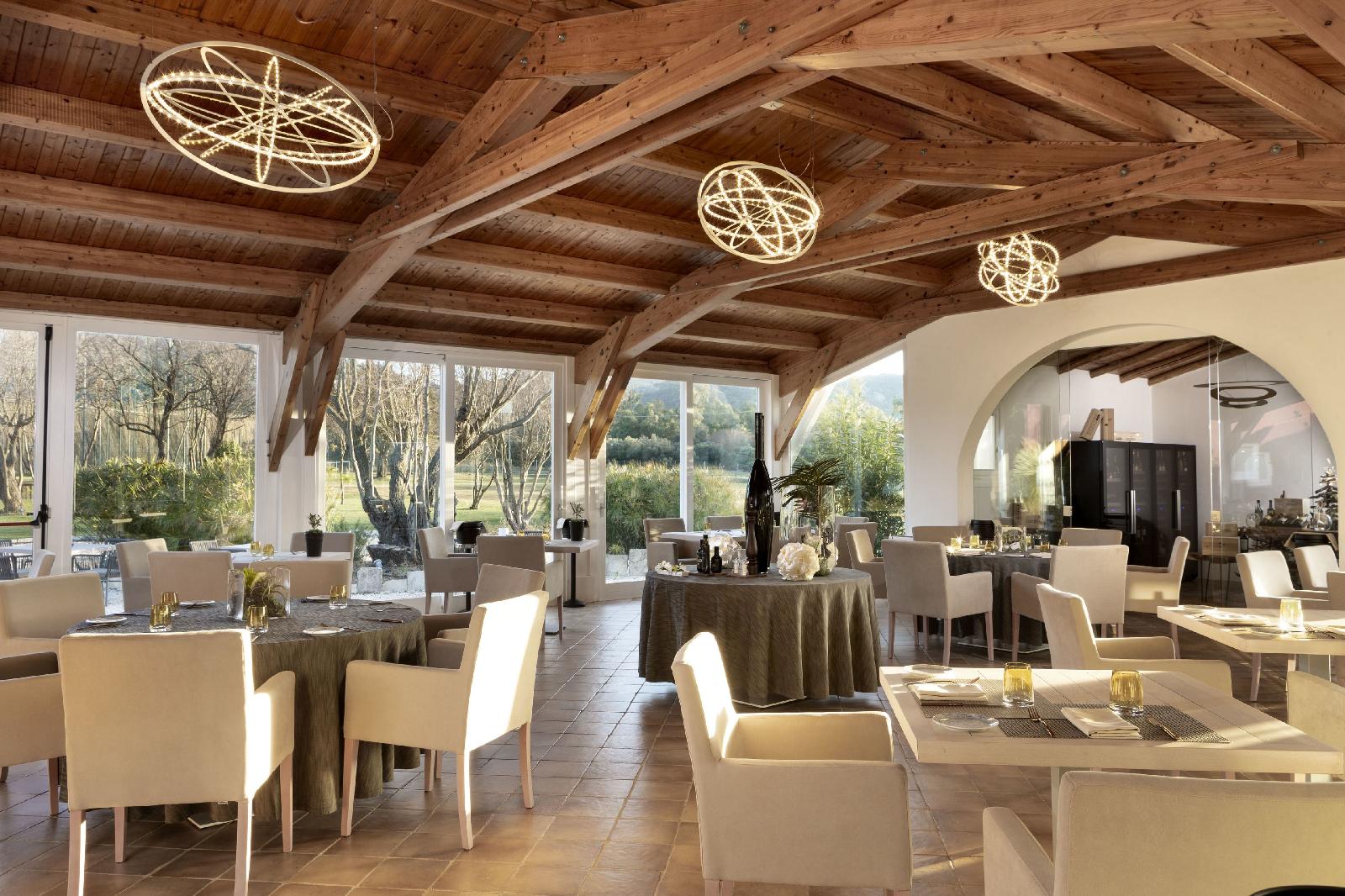 Li Neuli Country Club