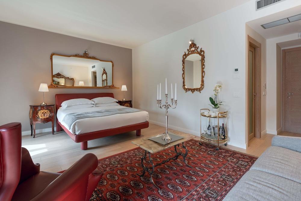 Corte Realdi Luxury Rooms-Torino