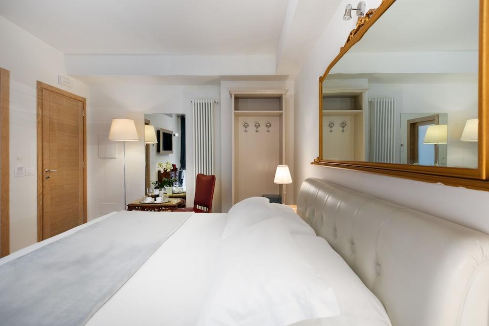 Corte Realdi Luxury Rooms-Torino