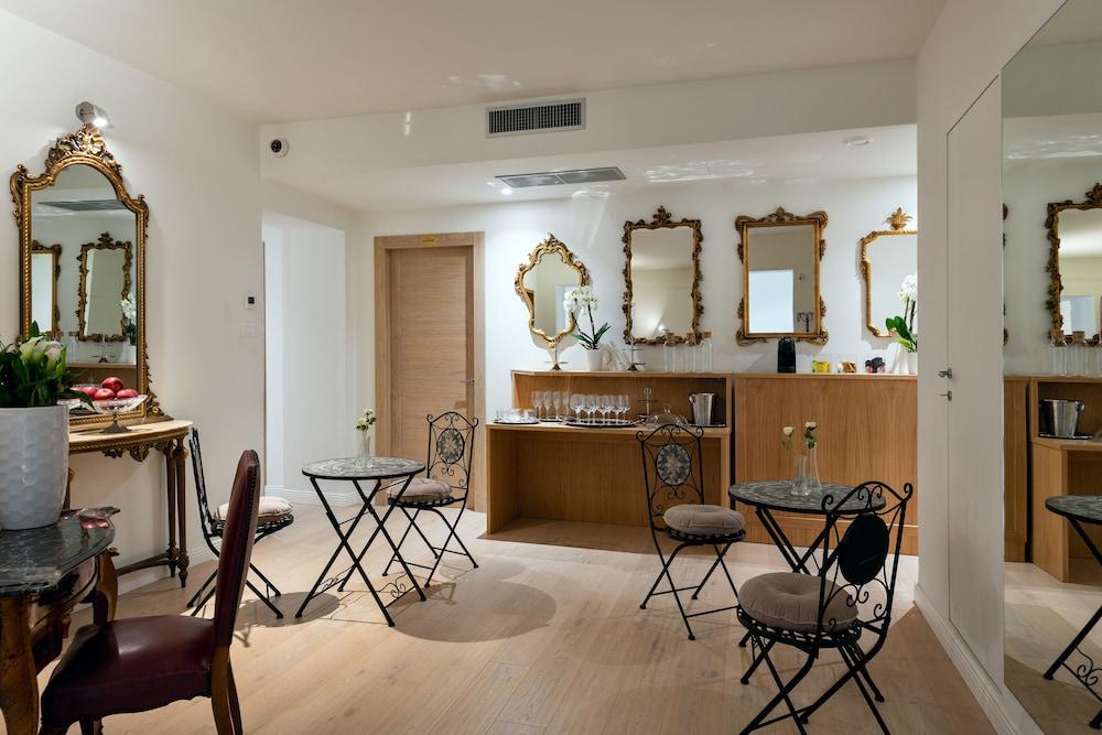 Corte Realdi Luxury Rooms-Torino