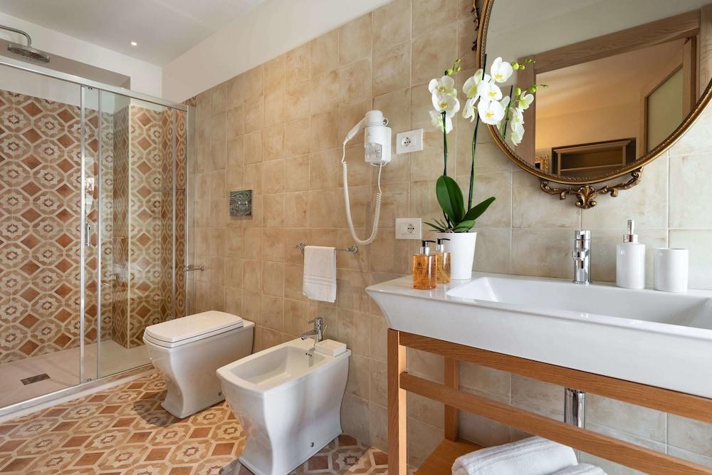 Corte Realdi Luxury Rooms-Torino
