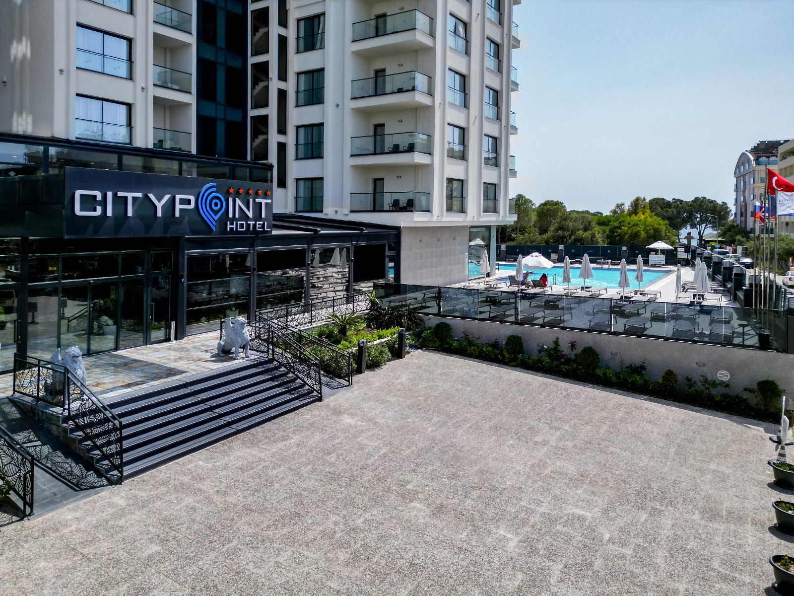 Maril Beach & Spa Hotel