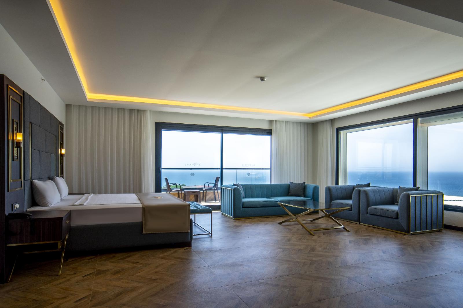 Maril Beach & Spa Hotel