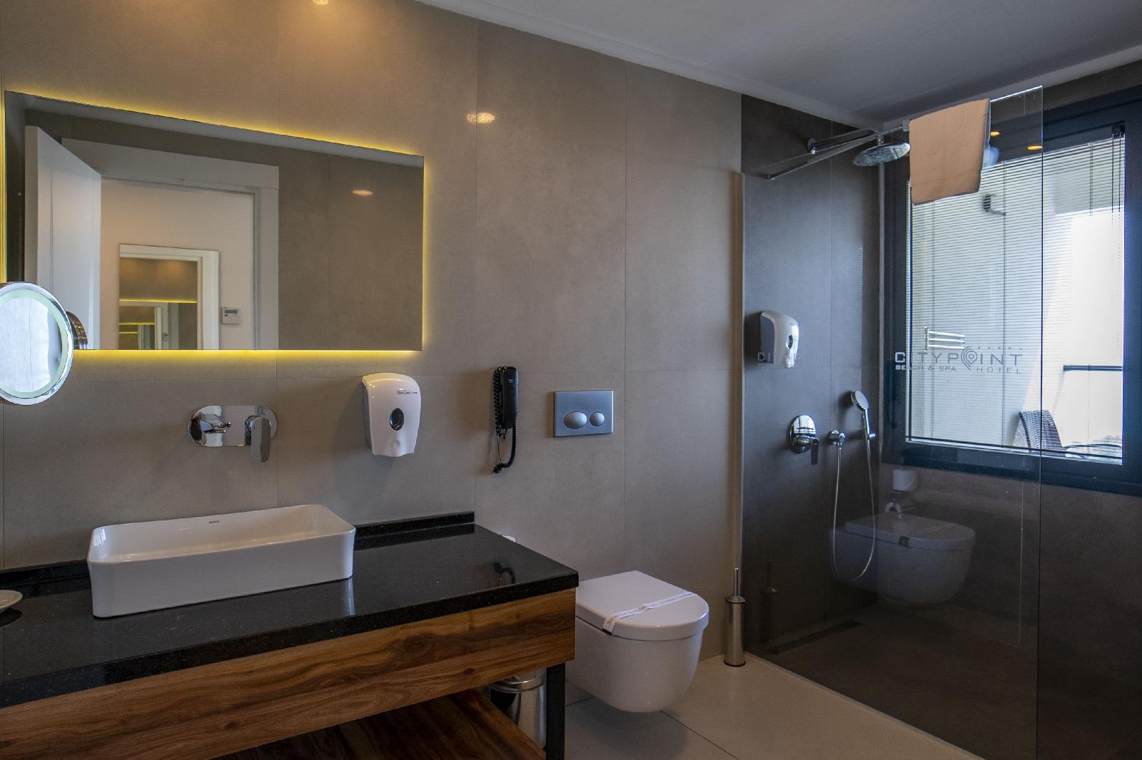 Maril Beach & Spa Hotel