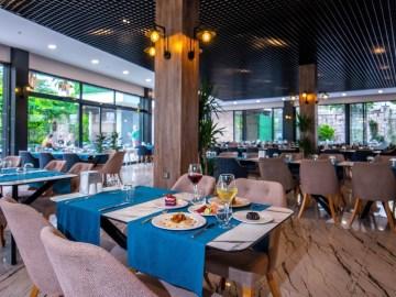 Maril Beach & Spa Hotel