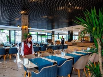 Maril Beach & Spa Hotel