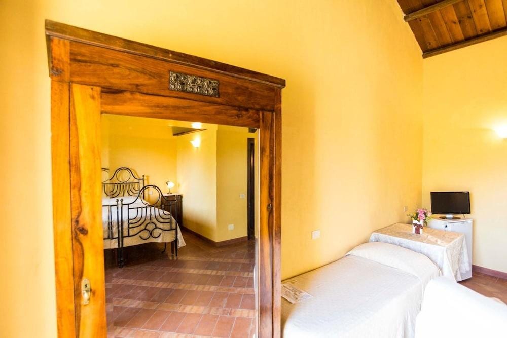 Feudo di Villa Anticaglia