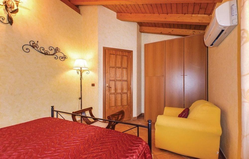 Vacation House ETNA