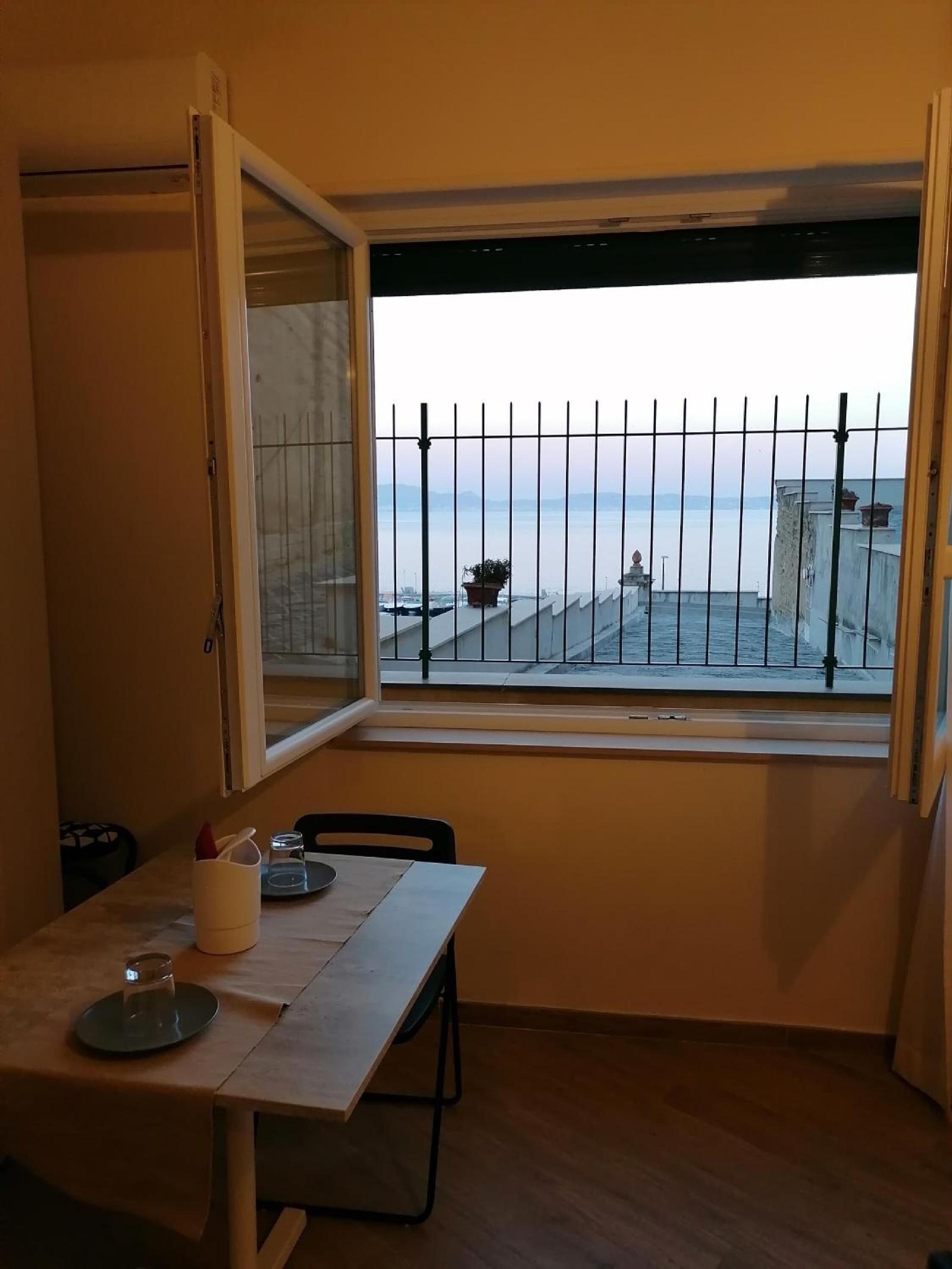 Napoli D'Amare