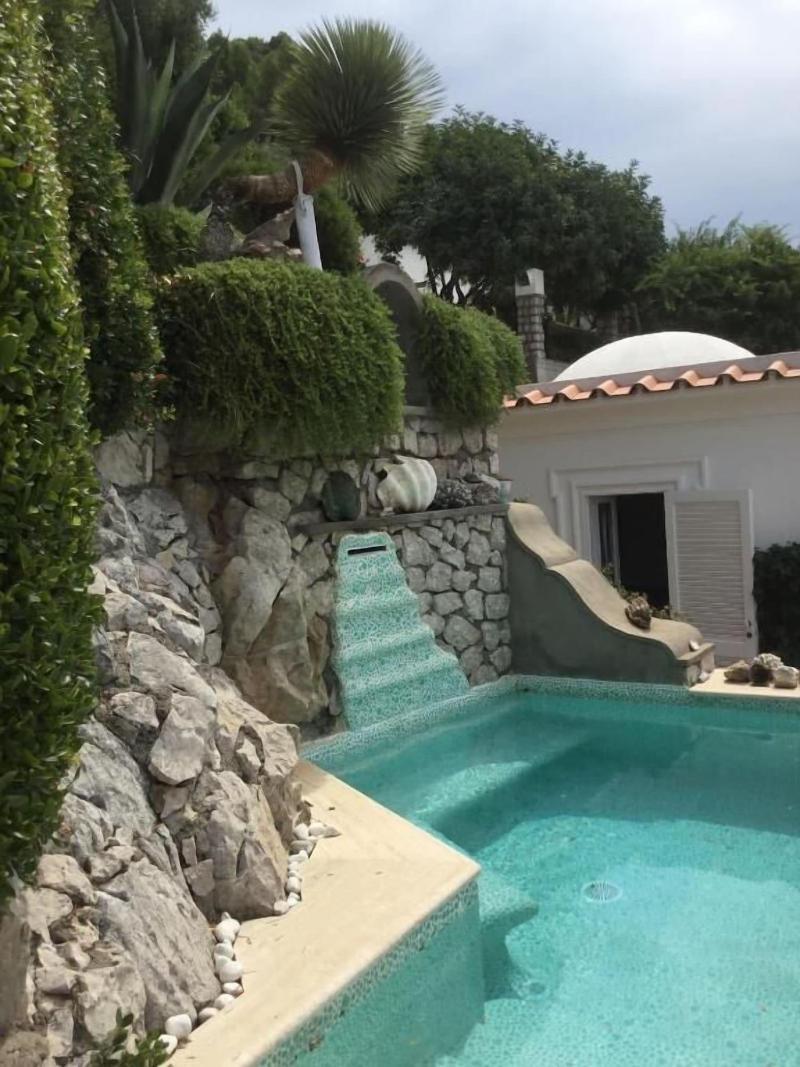 Villa Blue Grotto Bay