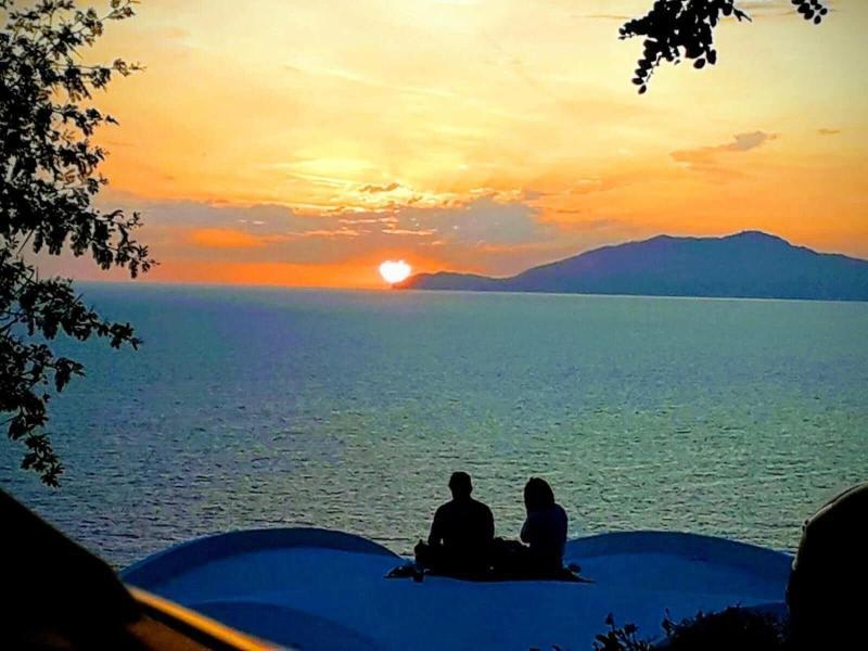 Villa Blue Grotto Bay