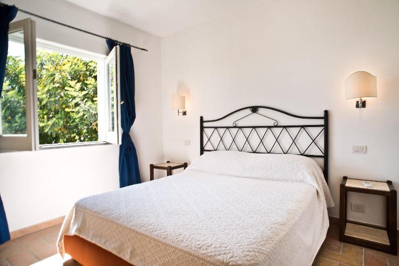 Villa Blue Grotto Bay