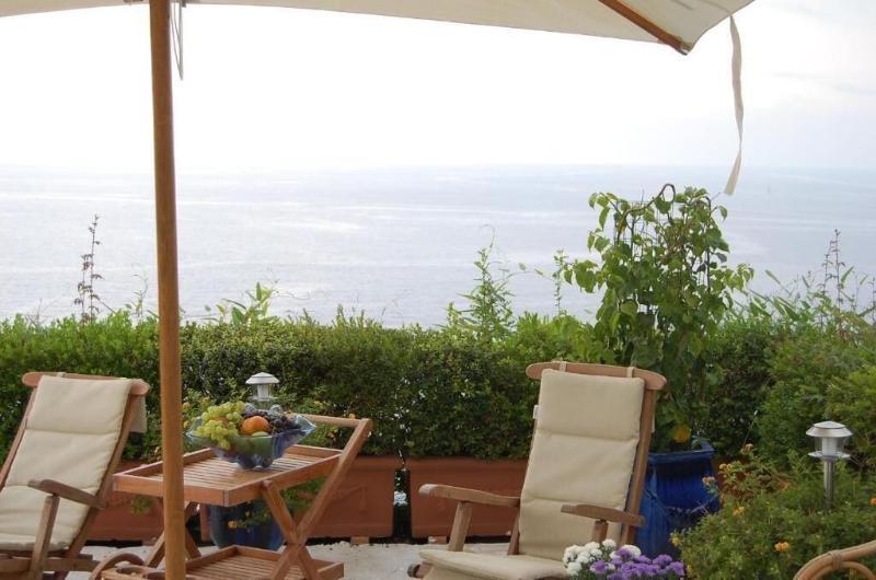 Villa Blue Grotto Bay