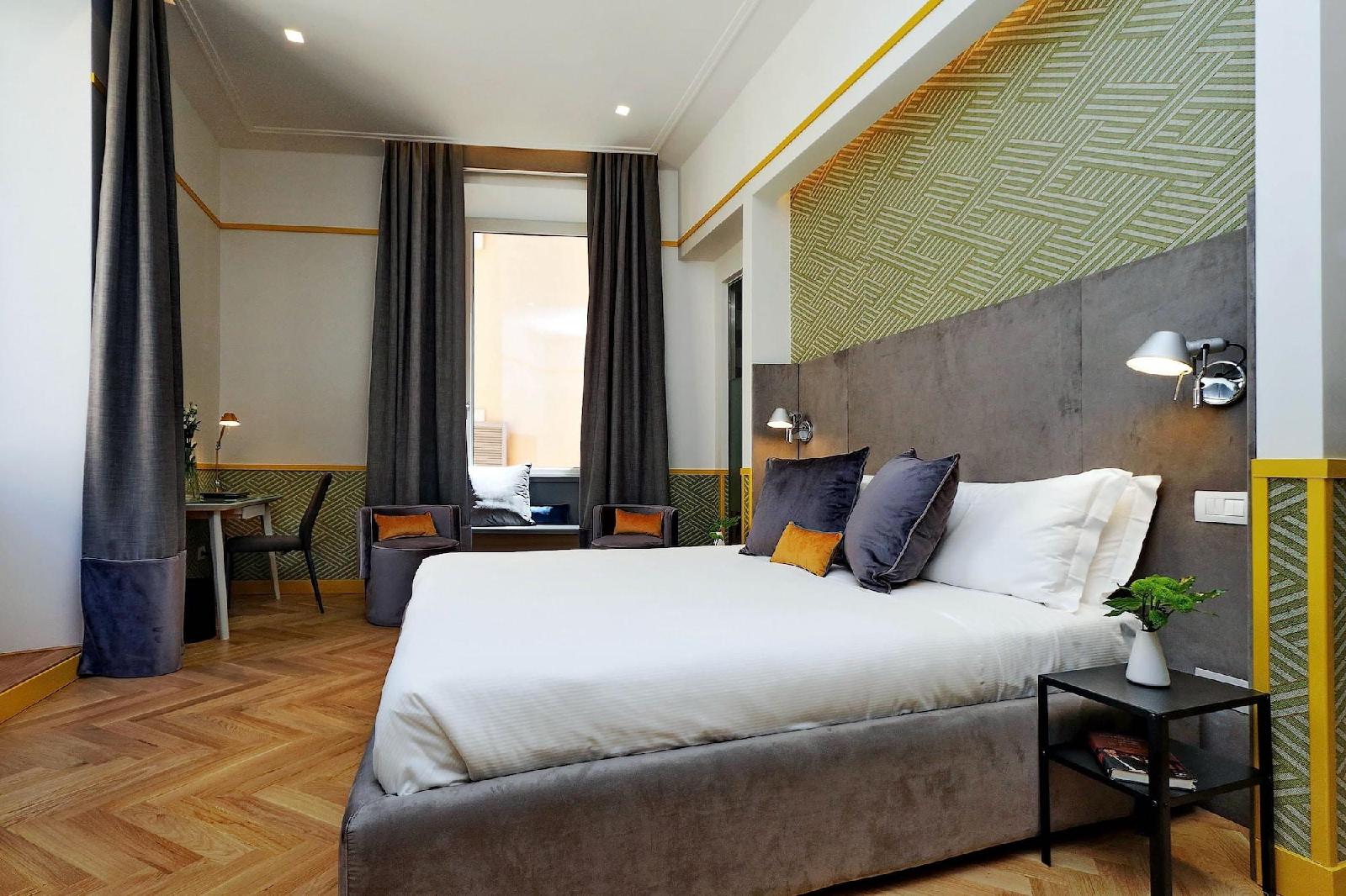 Roma Five Suites