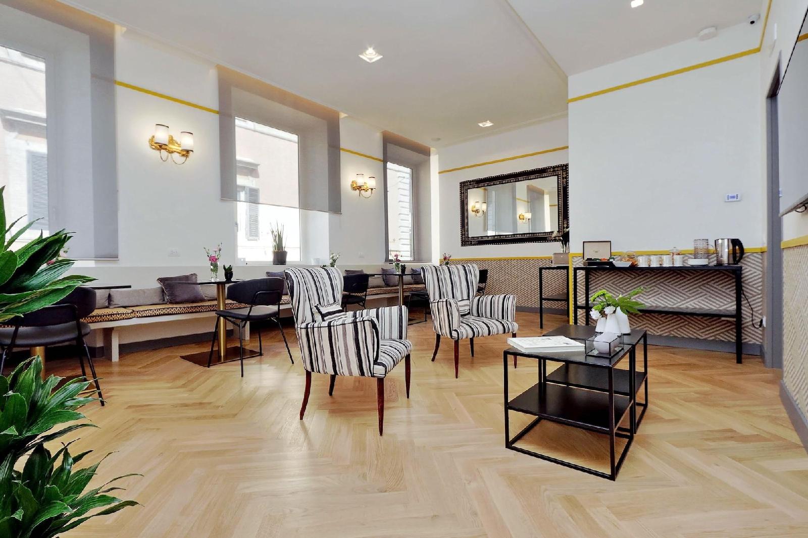 Roma Five Suites