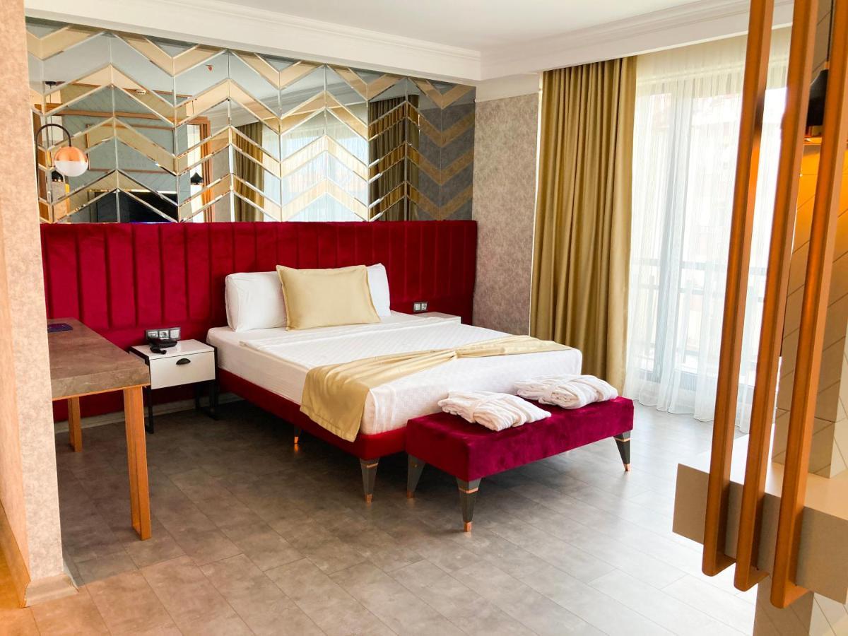 Nenessa Hotel