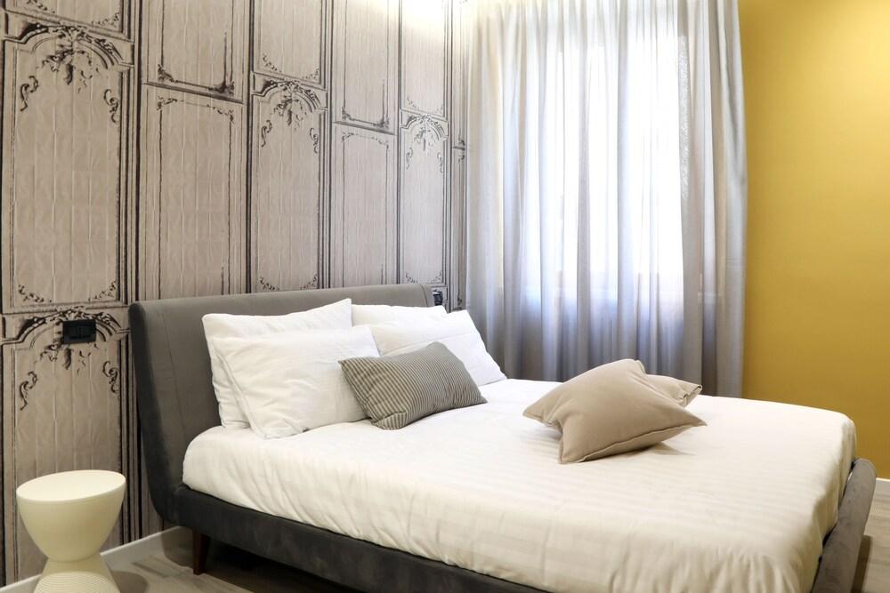 Primo A Destra B&B