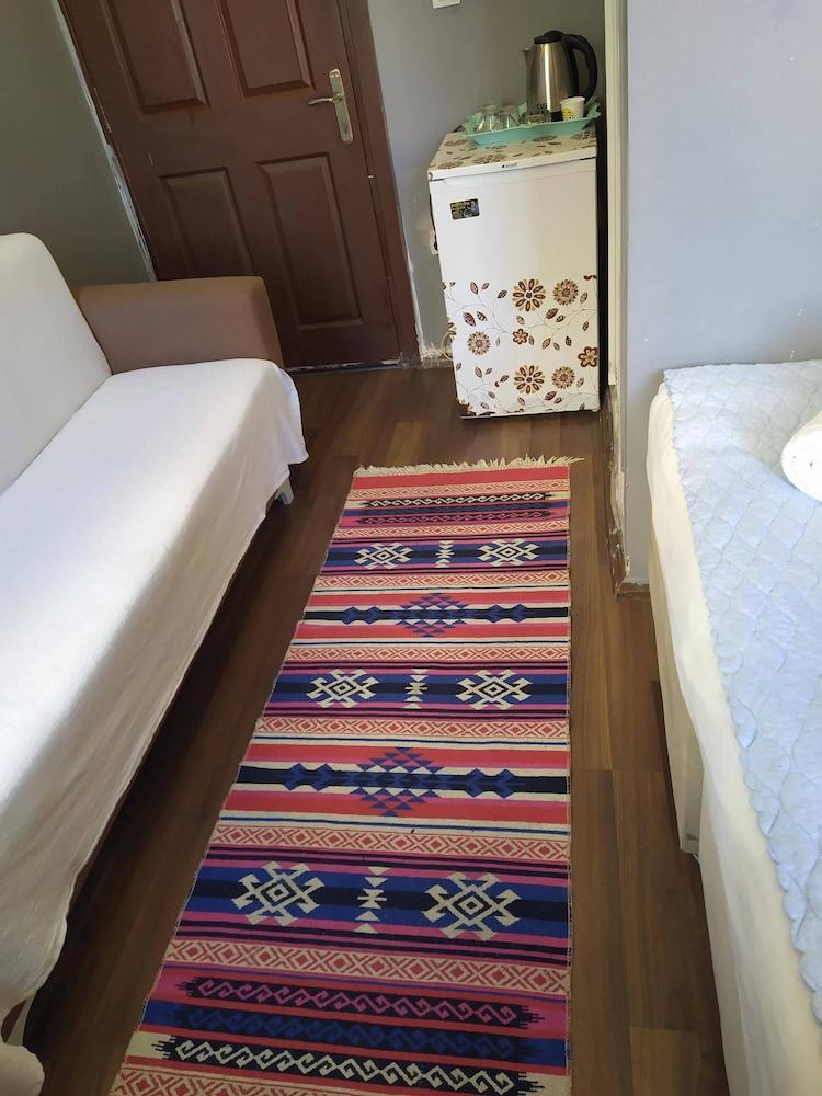 White Apart Hotel