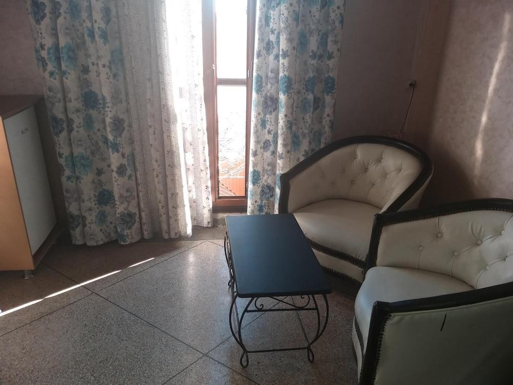 Hotel Lahlou