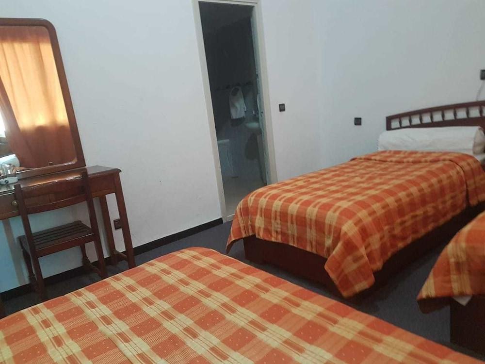 Hotel Choumis