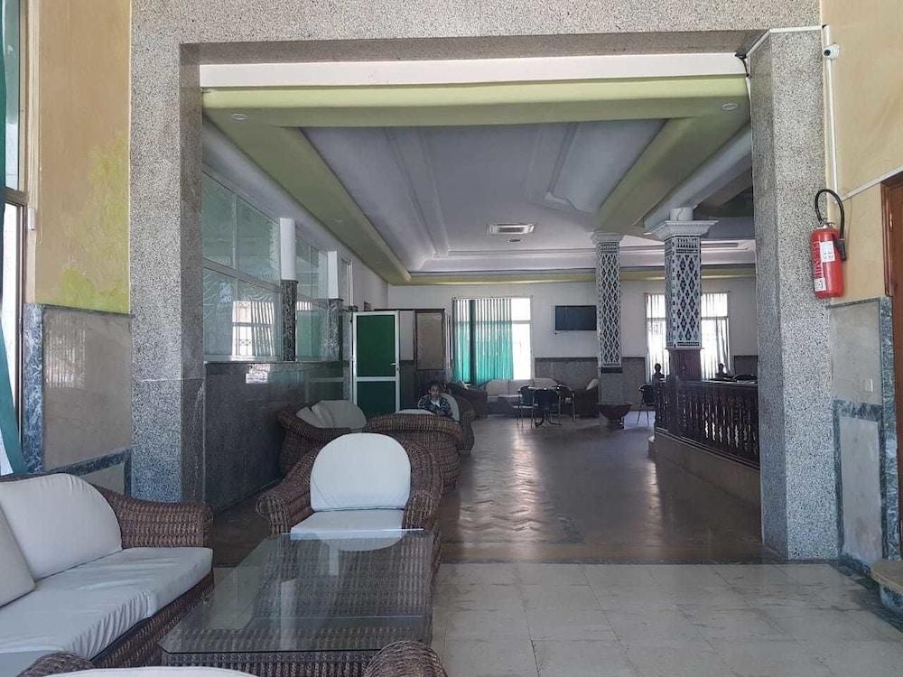 Hotel Choumis
