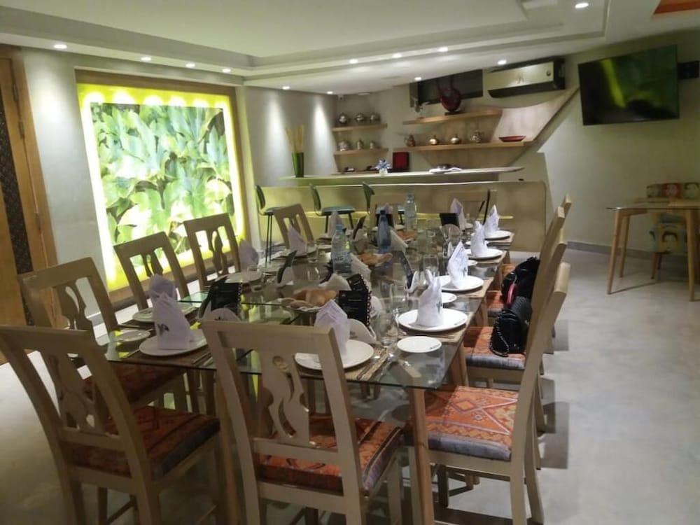 Villa Aralia