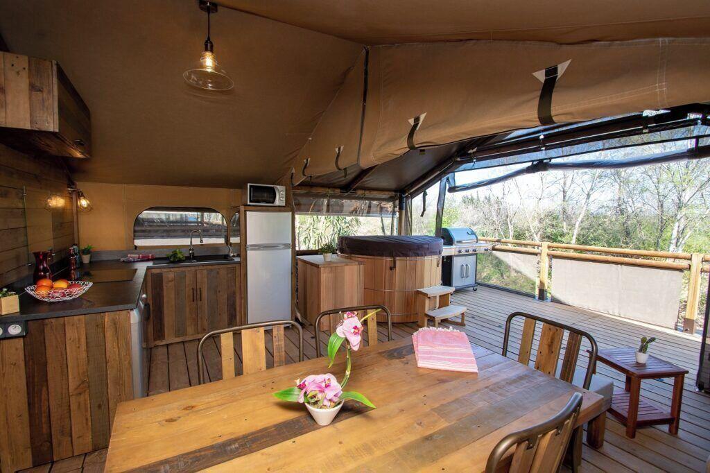 Camping Moulin Des Iscles