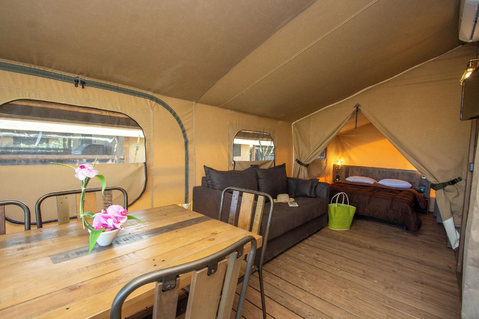 Camping Moulin Des Iscles