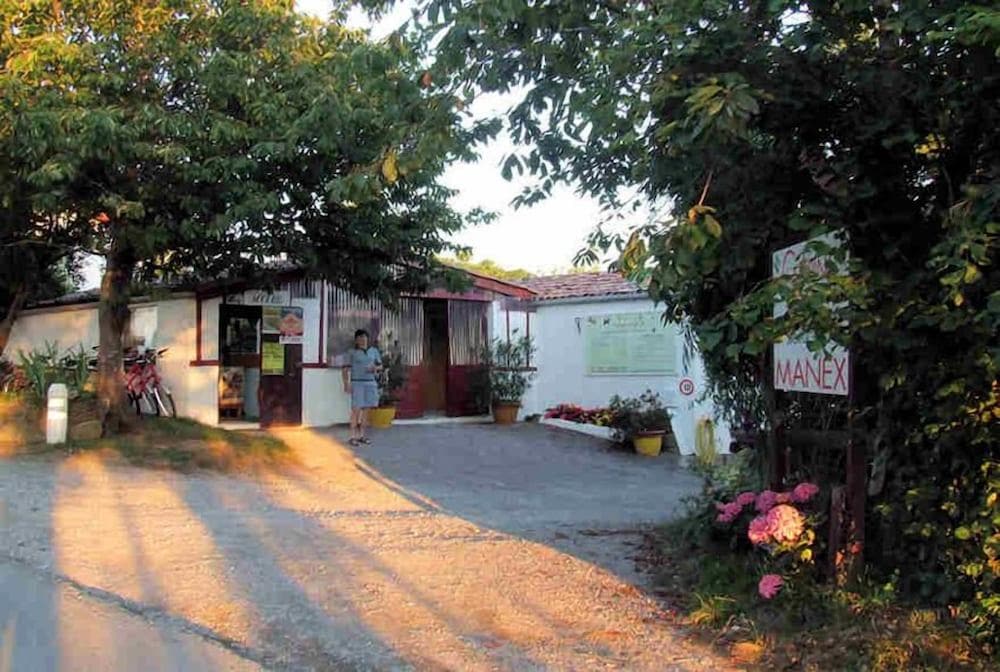 Camping Manex