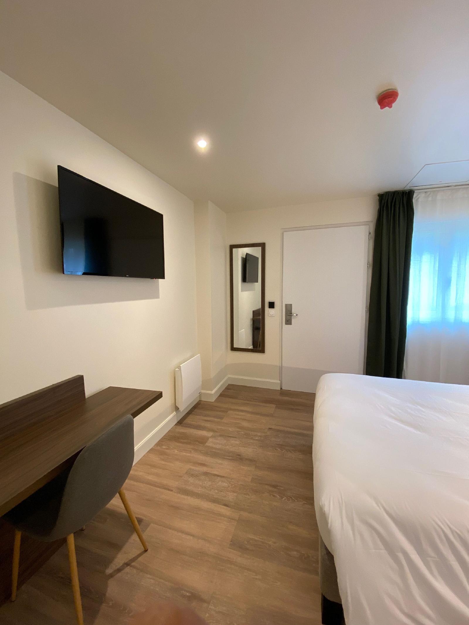 Mayrena Hotel