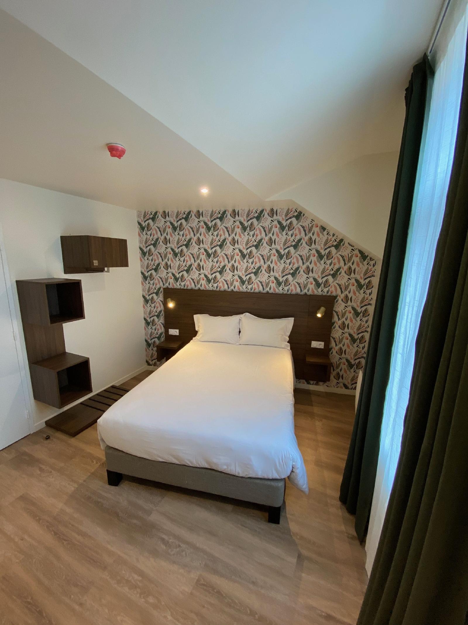 Mayrena Hotel