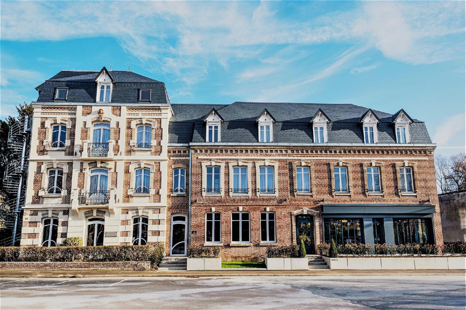 Mayrena Hotel
