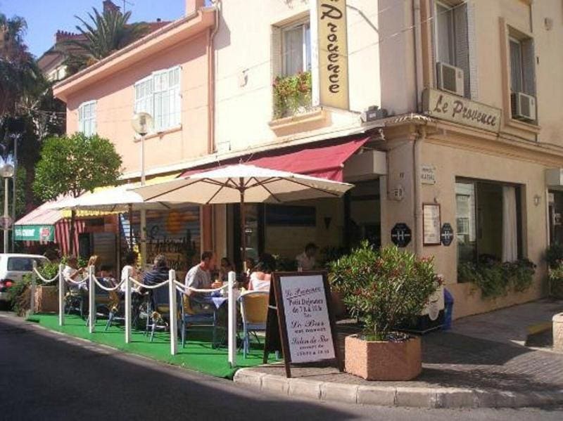 Le Provence Hotel
