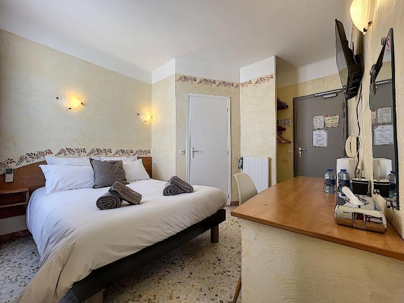 Le Provence Hotel