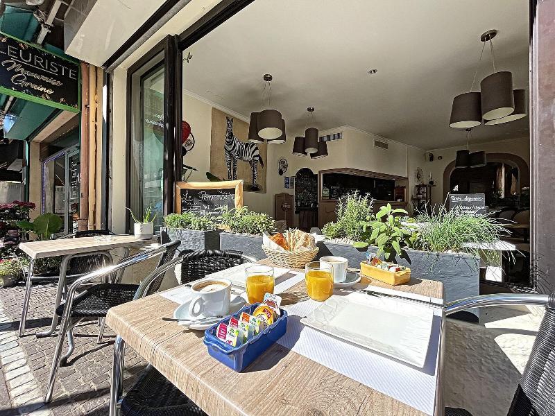Le Provence Hotel