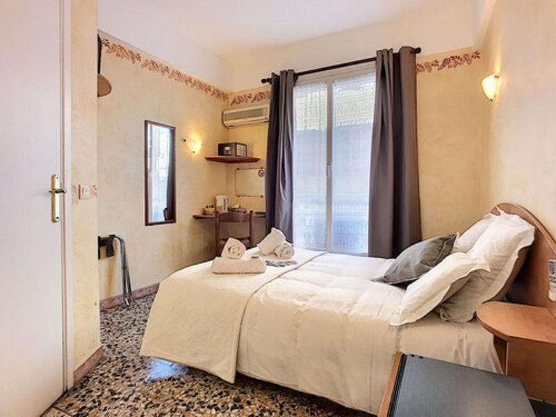 Le Provence Hotel