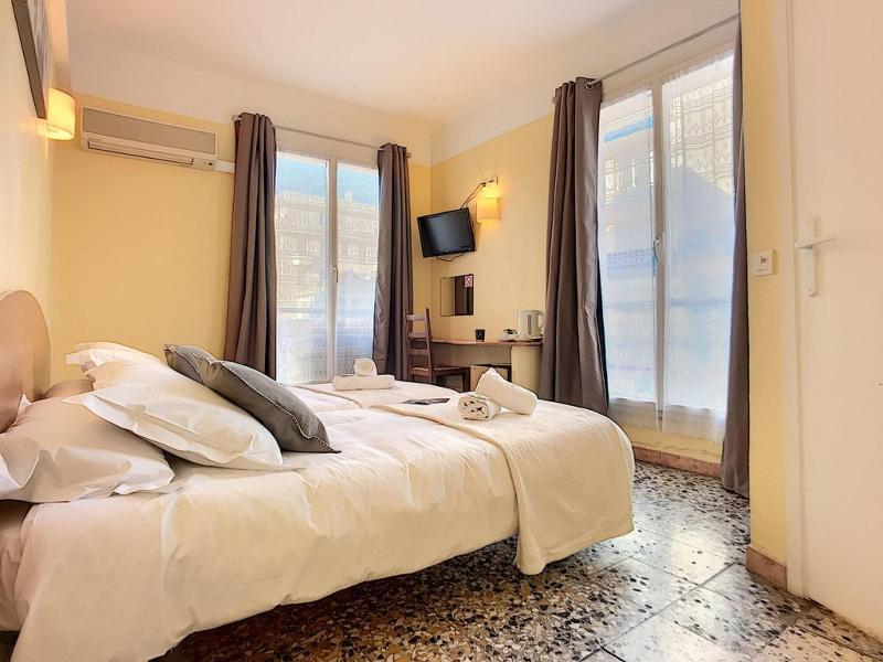 Le Provence Hotel