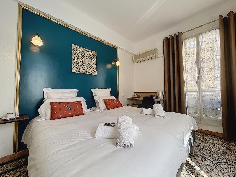Le Provence Hotel