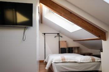 La Maison Charentonneau