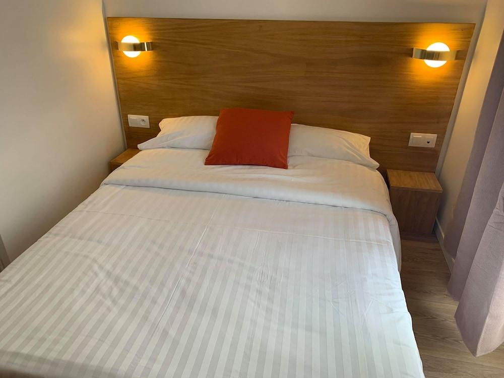 Dupleix-Hotel