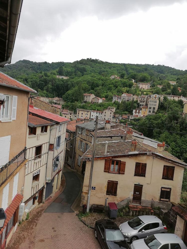 Le Trois Mats