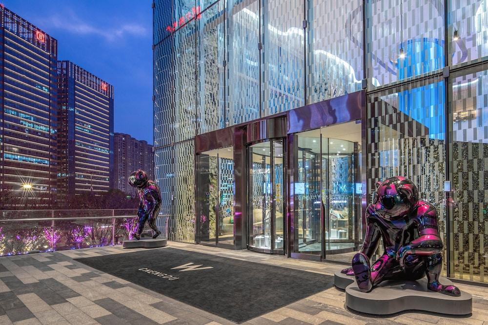 W Chengdu