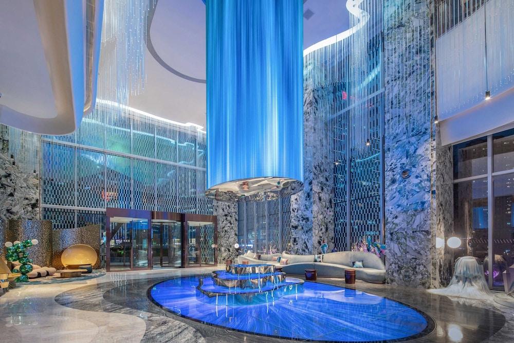 W Chengdu