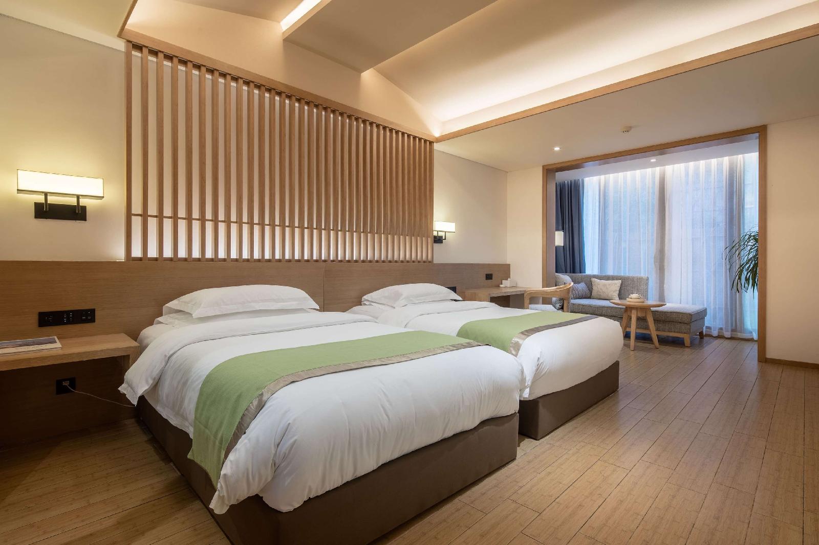 Howard Johnson Huashuiwan Hot Springs Resort Chengdu