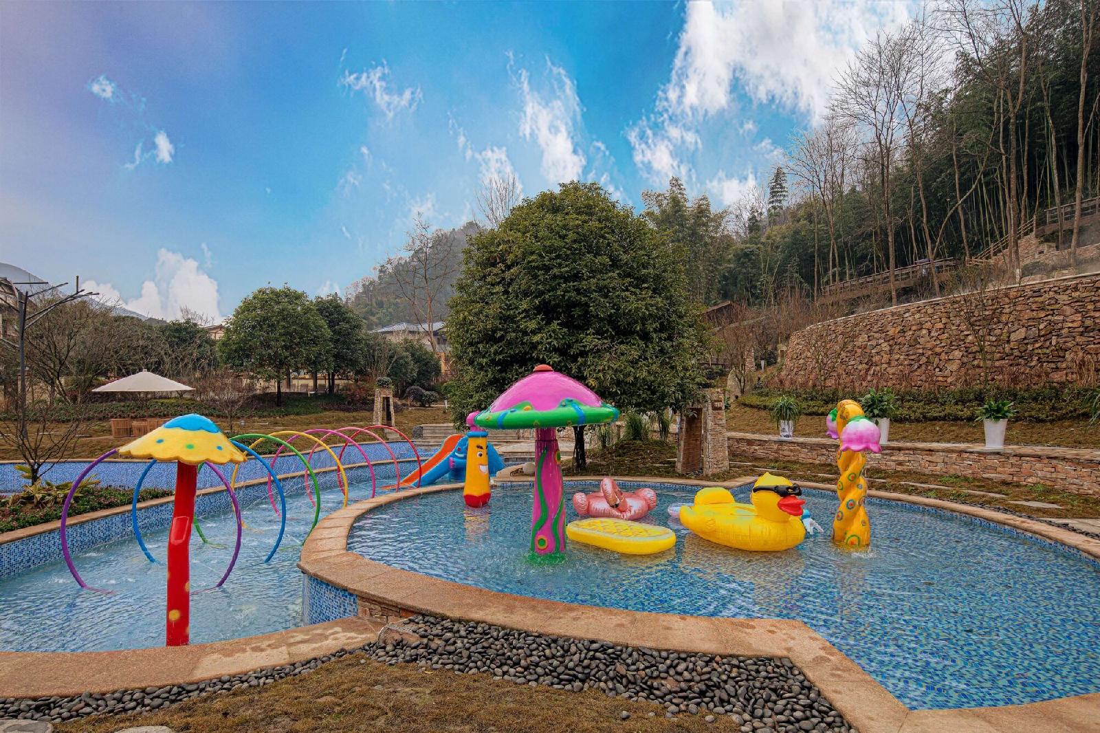 Howard Johnson Huashuiwan Hot Springs Resort Chengdu