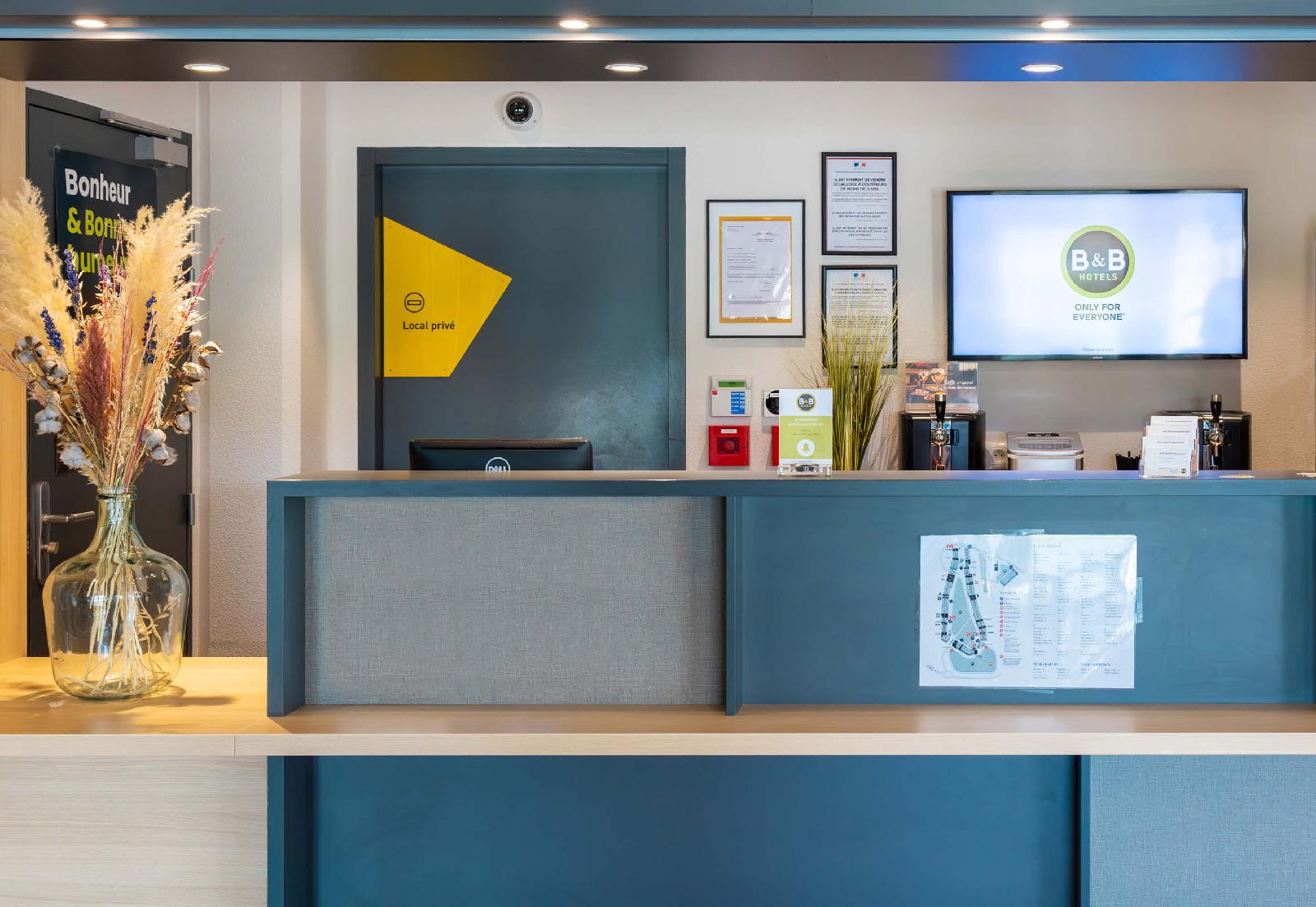 B&B Hotel Troyes Magasins d'usine