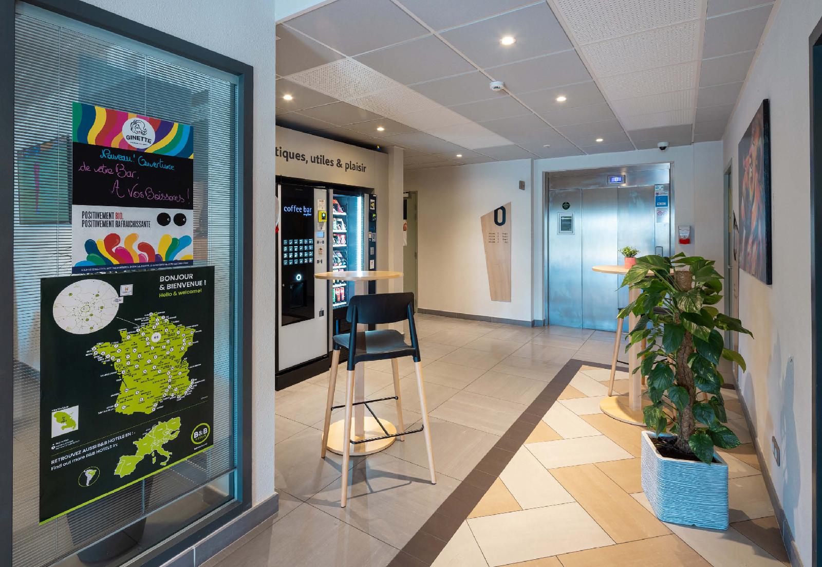 B&B Hotel Troyes Magasins d'usine