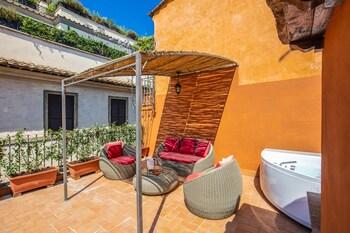Maison d'Art Apartments