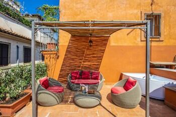 Maison d'Art Apartments